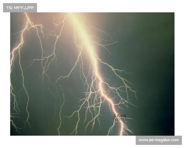 揭开雷电之谜全面探索自然界最壮丽能量的形成与科学原理