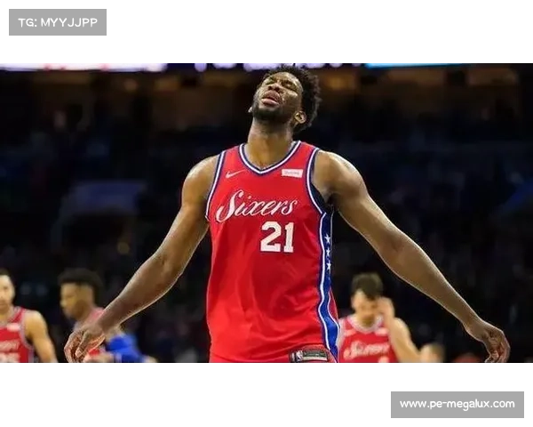 揭秘索尔坎贝尔职业生涯中的防守位置与场上核心作用 揭秘索尔坎贝尔职业生涯中的防守位置与场上核心作用